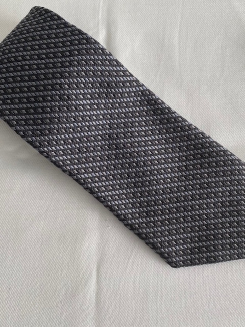 Tommy Hilfiger Geometric Grey Silk Tie